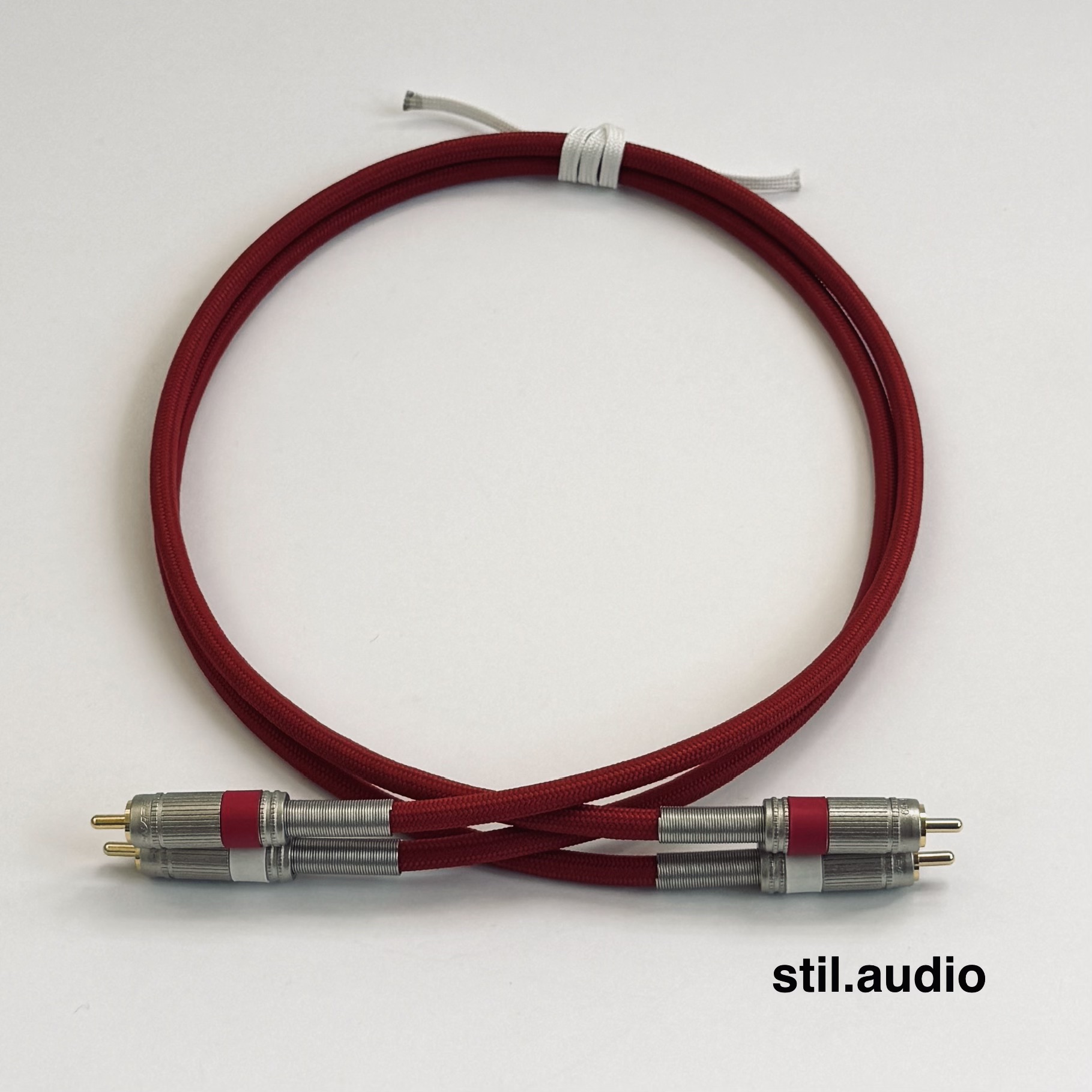 STIL AV interconnect